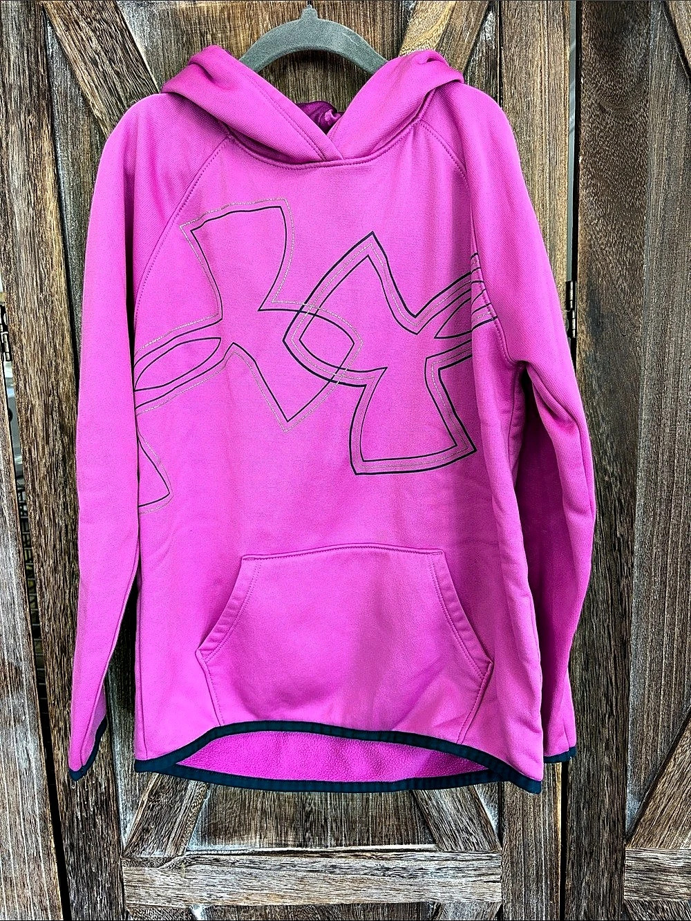 Under Armour Girls Pink Hoodie Size Medium